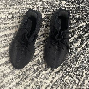 Yeezy Boost 350 all black size 8